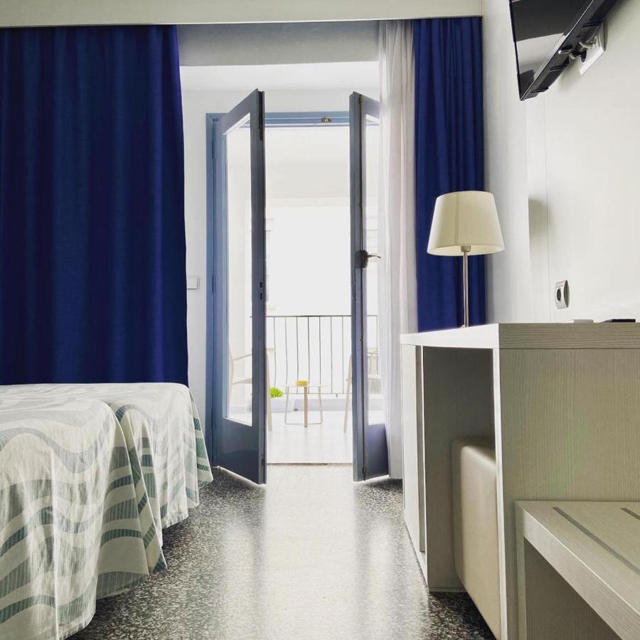 Hostal Pitiusa Ibiza stad Exteriör bild