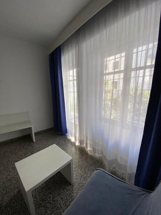 Hostal Pitiusa Ibiza stad Exteriör bild