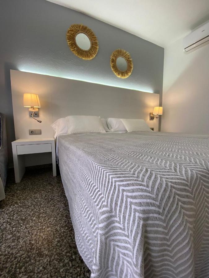 Hostal Pitiusa Ibiza stad Exteriör bild