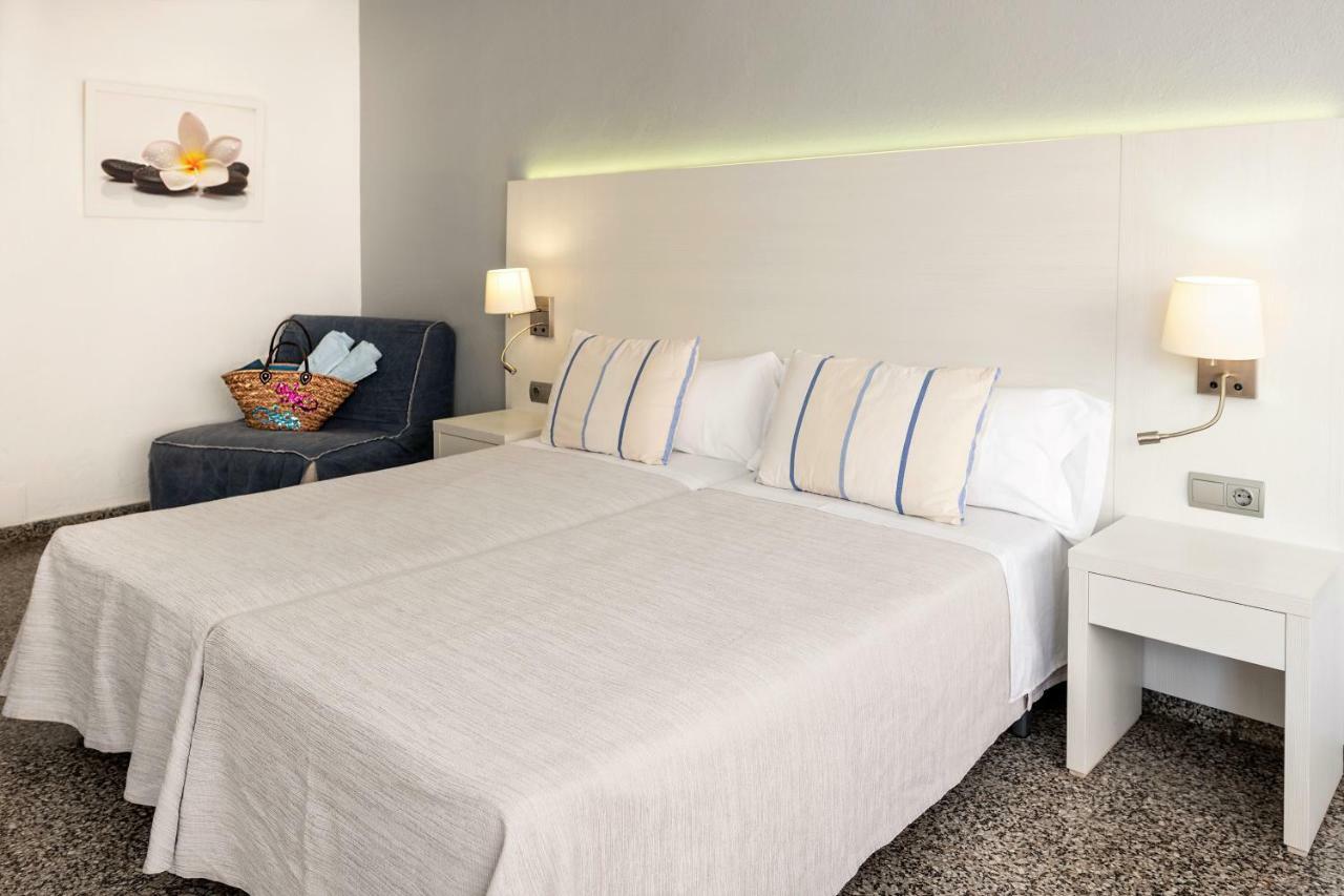 Hostal Pitiusa Ibiza stad Exteriör bild