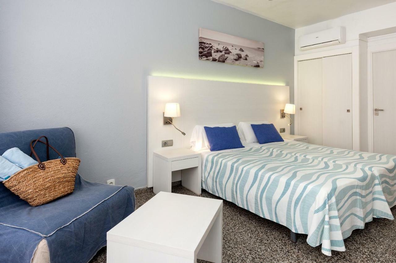 Hostal Pitiusa Ibiza stad Exteriör bild